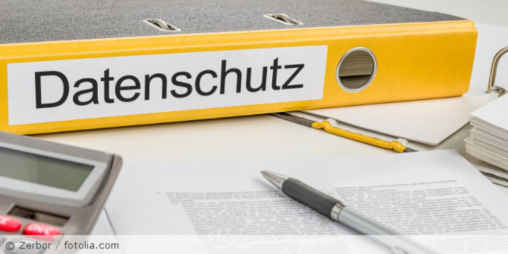 Ein Datenschutz Ordner mit Dokumenten.