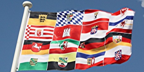 Flagge_Bundeslaender_Fotolia_26072765_Subscription_Monthly_M (1)