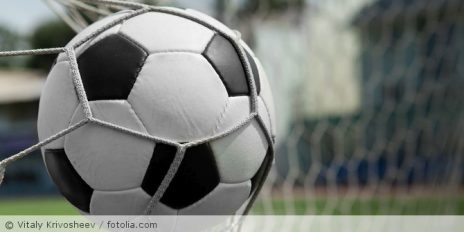 Fußball ist im Tornetz.