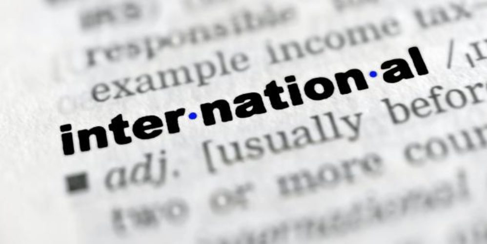 Ein Text mit der Hervorhebung "international".