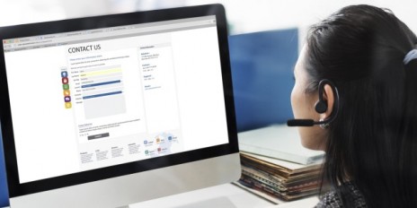 Ein Kontaktformular auf einem Computer.