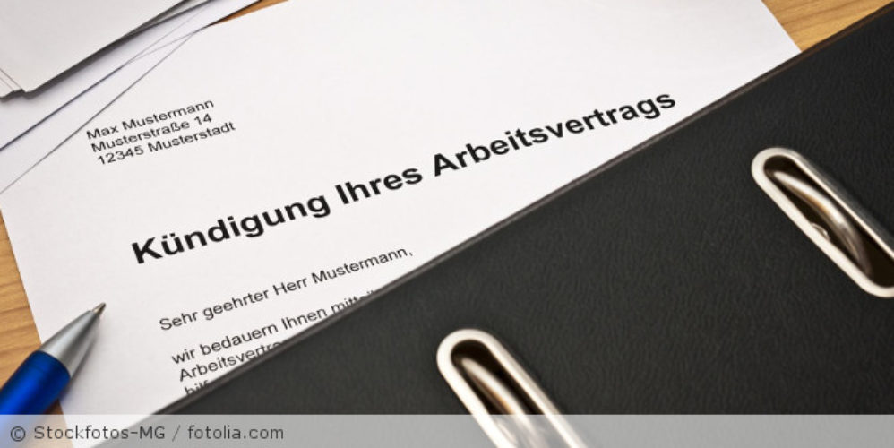 Ein Ausschnitt von einer Kündigung von einen Arbeitsvertrag.