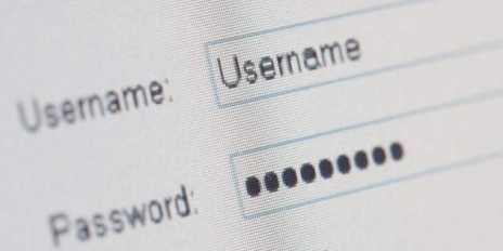 Username und Passwort auf dem Computer.