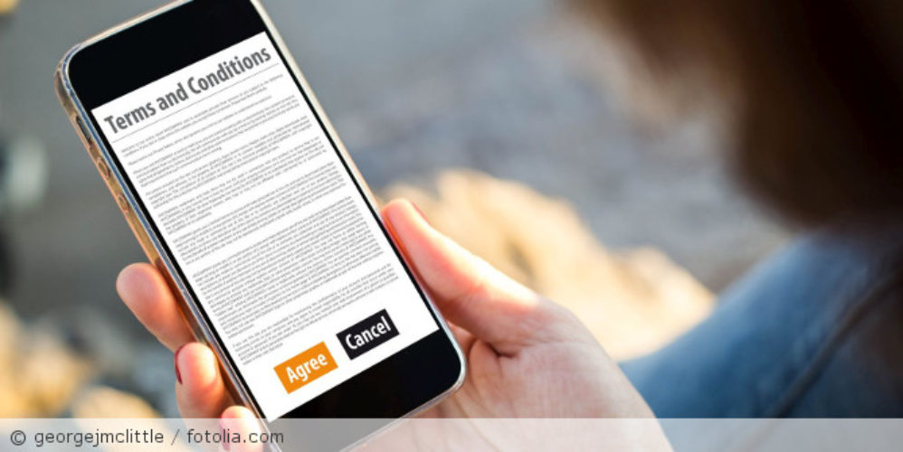 Terms_and_Conditions_fotolia_155104814