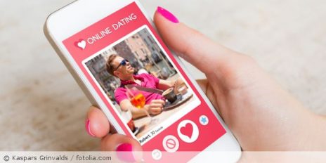 Handy mit Dating-App.