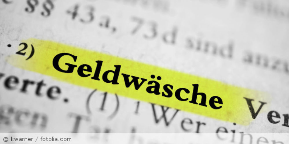 Geldwaesche_fotolia_70866604