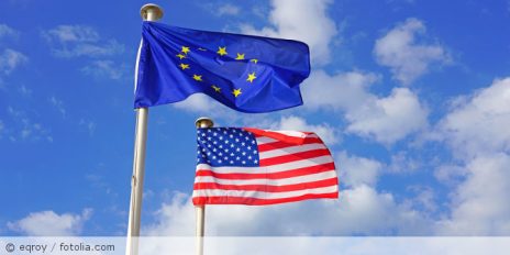 Die EU und USA Flagge.