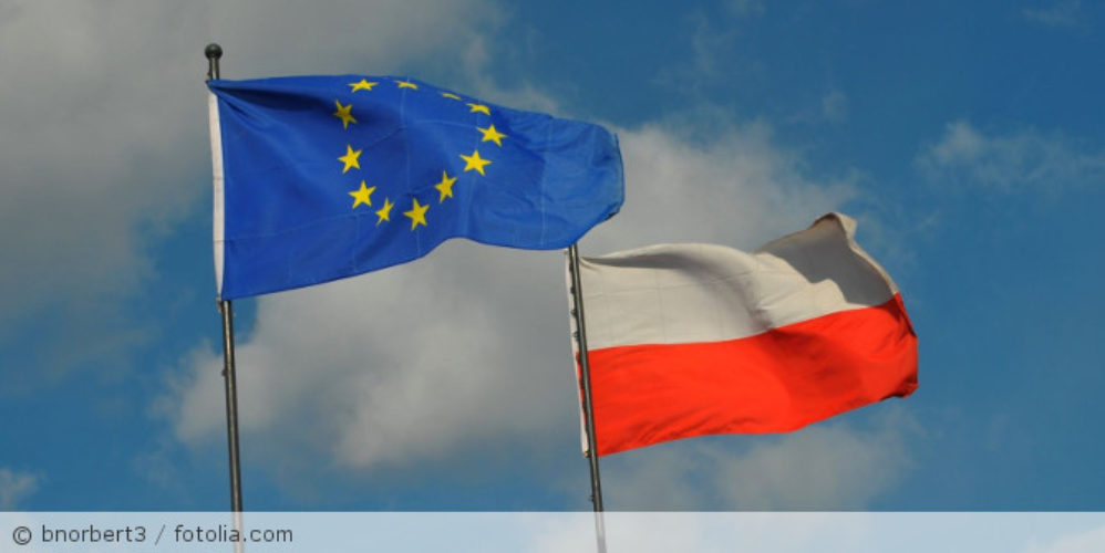 Die Polen und EU Flagge.