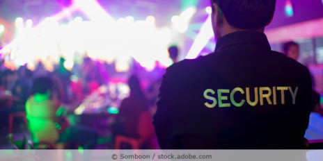 Security Mann im Club.