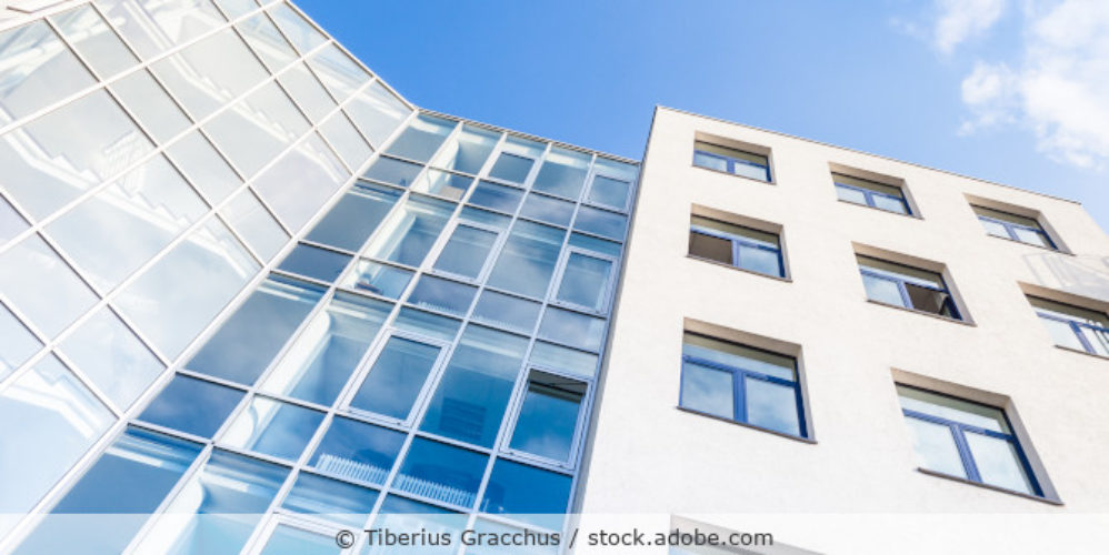 Buerogebaude_Aussenansicht_AdobeStock_72116368