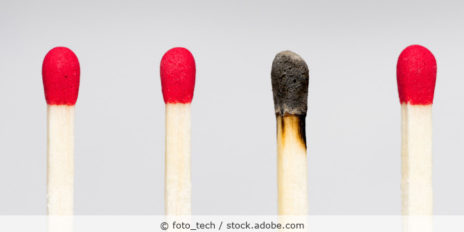 Burnout_Symbolbild_Streichhoelzer_AdobeStock_88286042