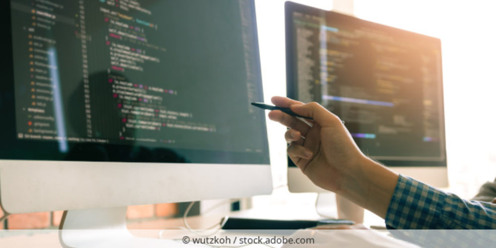 Coding_Bildschirm_AdobeStock_248082591
