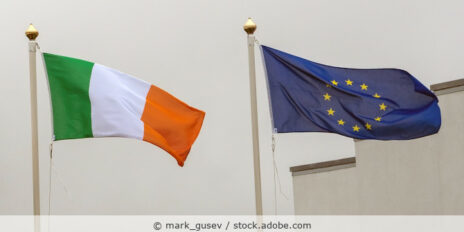 Flaggen_Irland_EU_AdobeStock_532660752