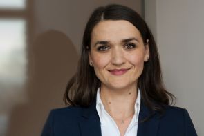 Dr. Sanela Kühn