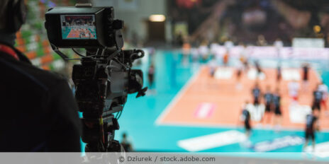 Kamera filmt Volleyballspiel