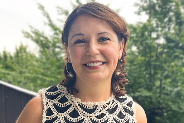 Dr. Veronica Miño