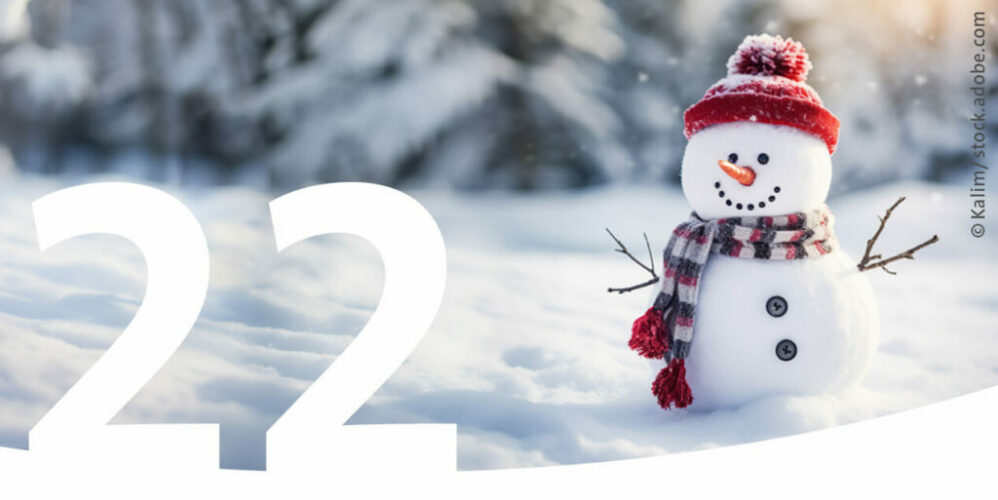 Ein Schneemann mit roter Mütze und Schal als Bild für den 22. Dezember im Adventskalender.