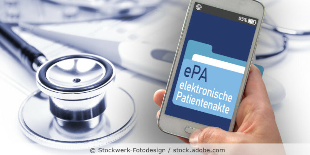 Ein Smartphone mit der Aufschrift ePA elektronische Patientenakte