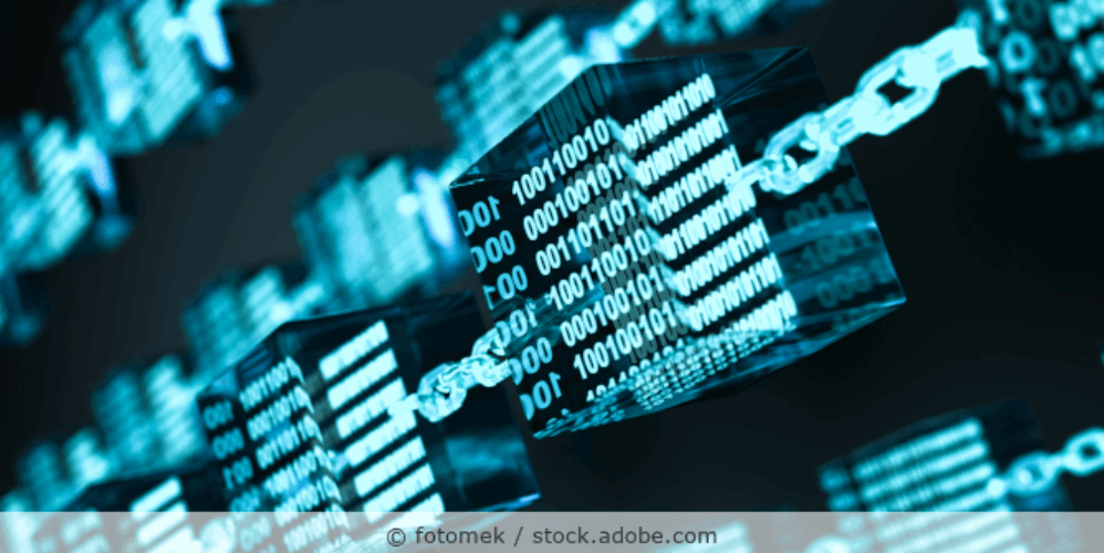 Illustration der Technologie Blockchain mit Datenpaketen, die über Ketten miteinander verbunden sind.